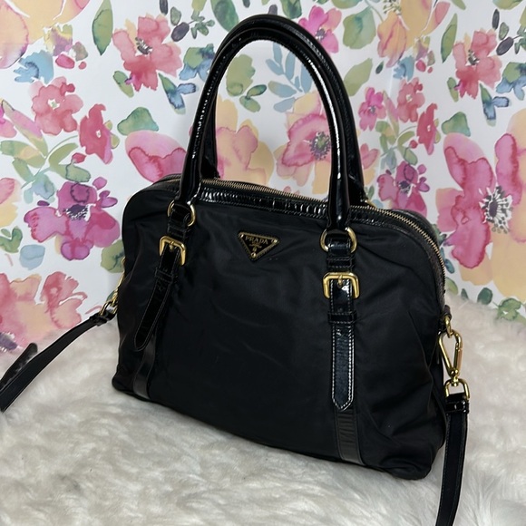 💯Authentic Prada Nylon Tessuto Handbag🍀 - Picture 5 of 17